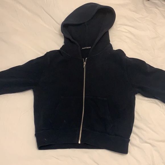 Brandy Melville sweater - Picture 5 of 5